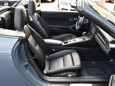 Used 2017 Porsche 911 Carrera image 61