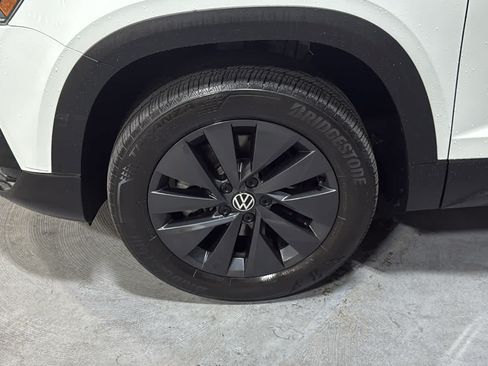 Used 2022 Volkswagen Taos S w/ IQ Drive S Package AWD/4WD image 8