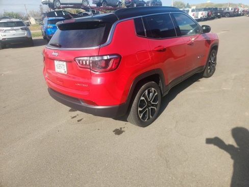 Used 2023 Jeep Compass Limited image 6