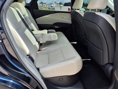 Used 2024 Lexus RX 350 AWD w/ Convenience Package image 21