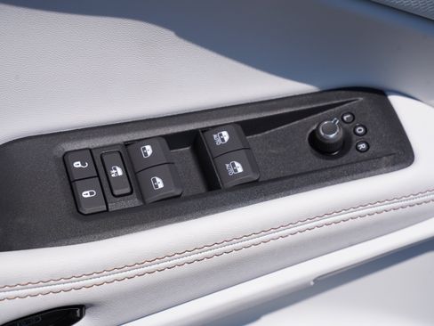 New 2026 Jeep Cherokee Limited AWD/4WD image 16