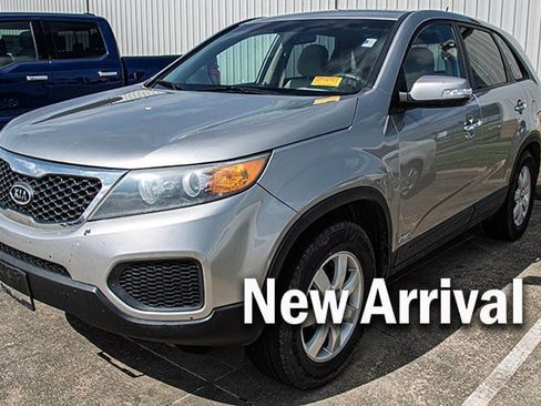 Used 2013 Kia Sorento LX AWD/4WD image 1