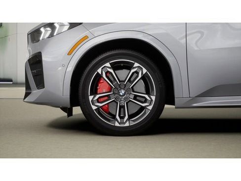 New 2026 BMW X2 xDrive28i w/ Technology Package AWD/4WD image 8