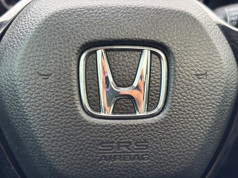 Used 2023 Honda Pilot Touring image 22