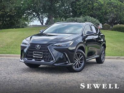 Certified 2025 Lexus NX 250 FWD w/ Towing Package (2000 Lbs)