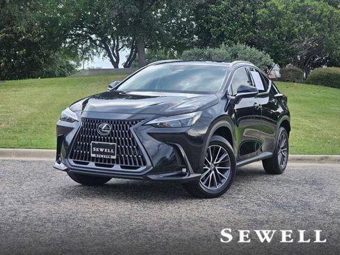 Certified 2025 Lexus NX 250 FWD w/ Towing Package (2000 Lbs) image 1