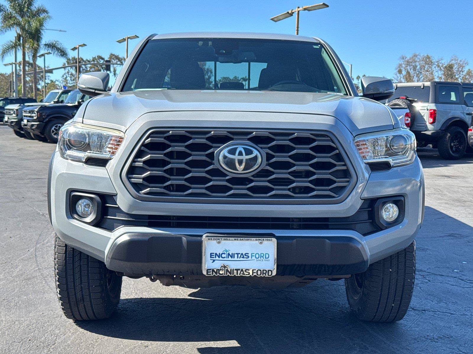 Used 2020 Toyota Tacoma TRD Off-Road w/ Technology Package AWD/4WD image 5