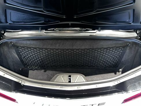 Used 2021 Chevrolet Corvette Stingray Premium Conv w/ Z51 Performance Package RWD image 20