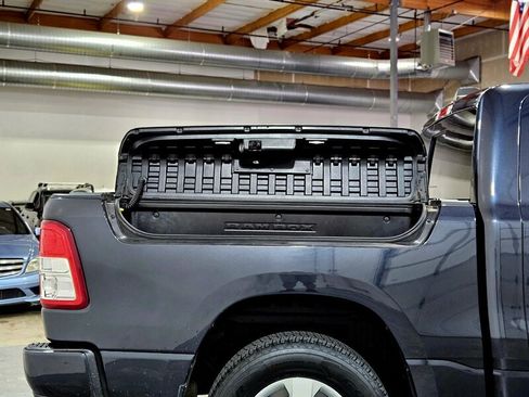 Used 2019 RAM 1500 Big Horn AWD/4WD image 15