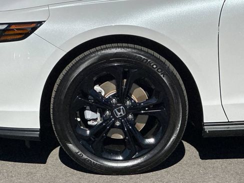Certified 2025 Honda Accord SE image 25
