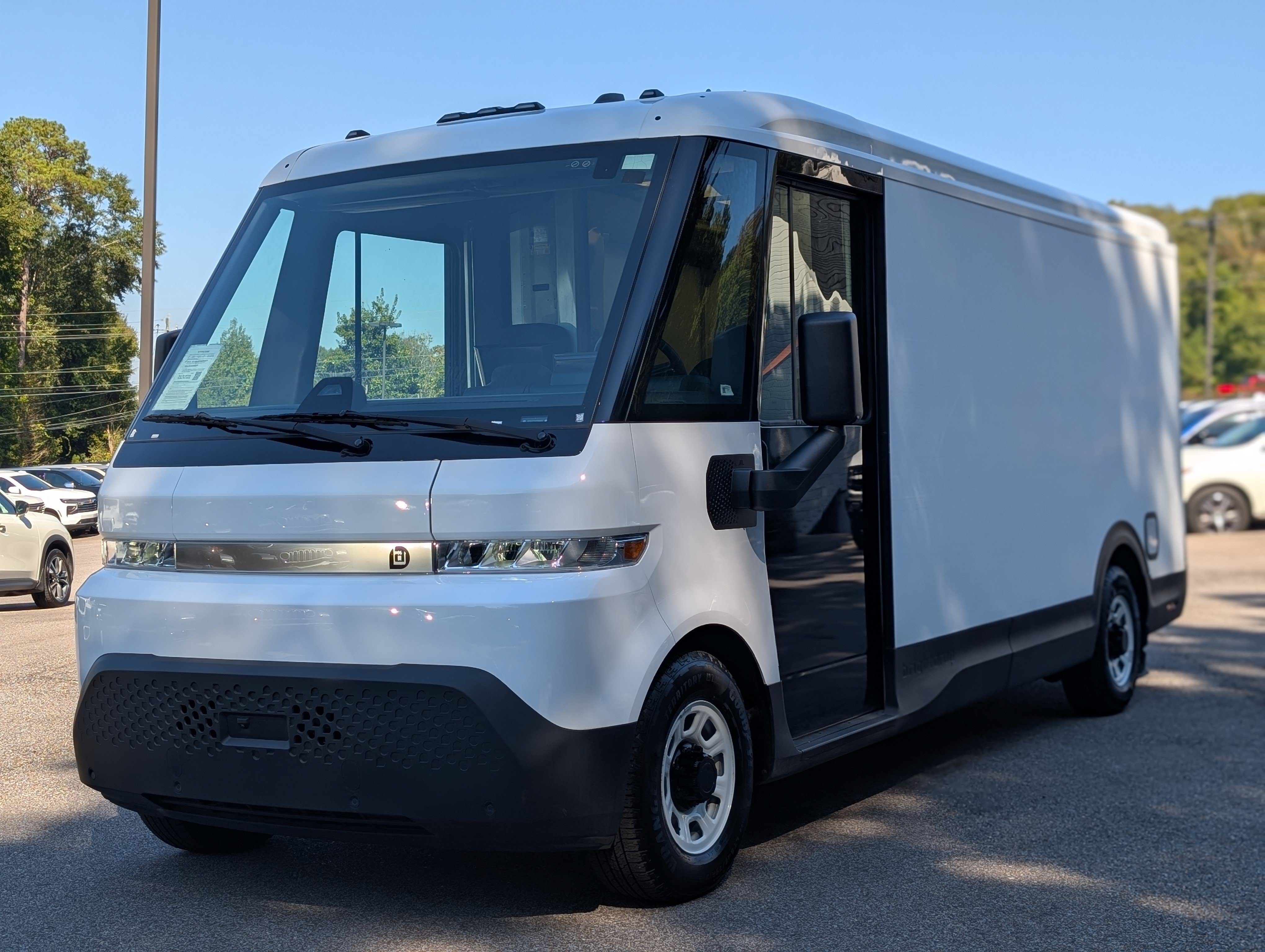 Used 2024 Chevrolet Brightdrop 600 w/ Commercial Equipment Package AWD/4WD image 5