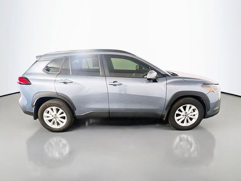 Used 2024 Toyota Corolla Cross LE w/ Moonroof Package AWD/4WD image 9