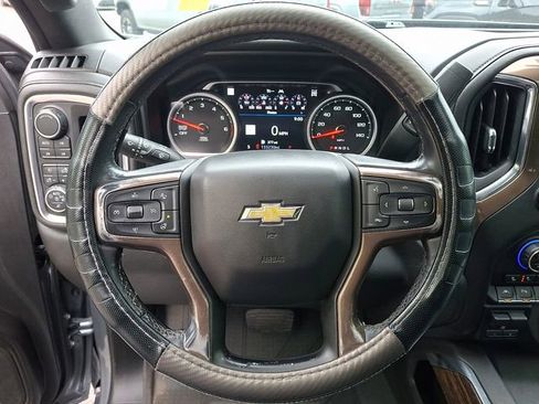 Used 2019 Chevrolet Silverado 1500 High Country w/ High Country Premium Package AWD/4WD image 15