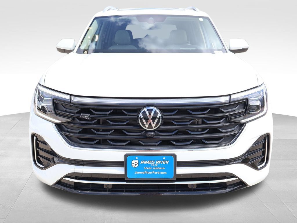 Used 2024 Volkswagen Atlas SEL Premium R-Line AWD/4WD image 7