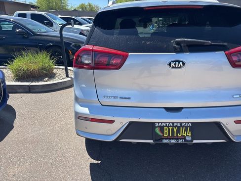 Used 2018 Kia Niro Touring image 20