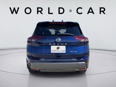 Used 2025 Nissan Rogue SL w/ Tech Package image 13