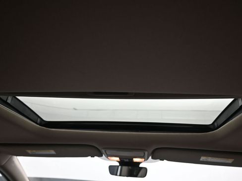 Used 2024 Honda Odyssey EX-L image 52