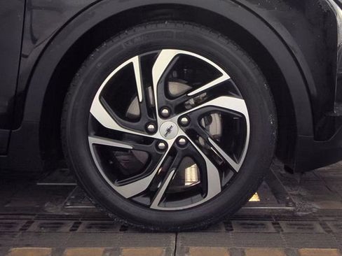 Used 2022 Chevrolet Bolt LT image 7