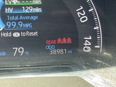 Used 2022 Toyota RAV4 SE w/ Weather & Moonroof Package AWD/4WD image 22