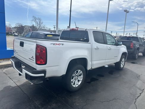 Used 2022 Chevrolet Colorado LT w/ LT Convenience Package image 8
