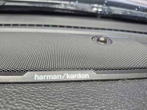 Used 2021 RAM 1500 Laramie w/ Sport Appearance Package image 17