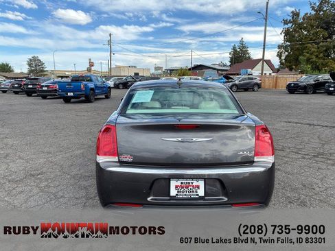 Used 2016 Chrysler 300 C w/ Safetytec Plus Group RWD image 6