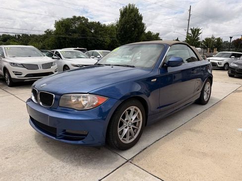 Used 2010 BMW 128i Convertible RWD image 17
