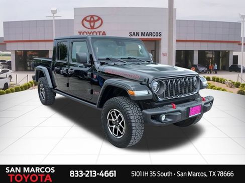 Used 2024 Jeep Gladiator Rubicon AWD/4WD image 3