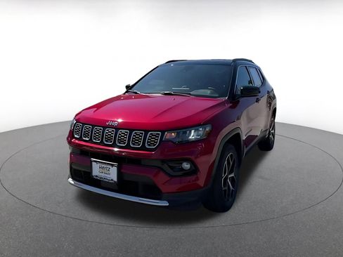 Used 2025 Jeep Compass Limited image 15