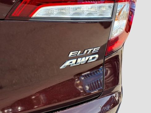 Used 2021 Honda Pilot Elite image 7