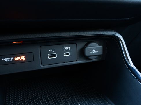 Certified 2023 Honda CR-V EX image 33