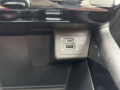 New 2026 Jeep Compass Limited w/ Sun, Sound & Navigation Group image 23