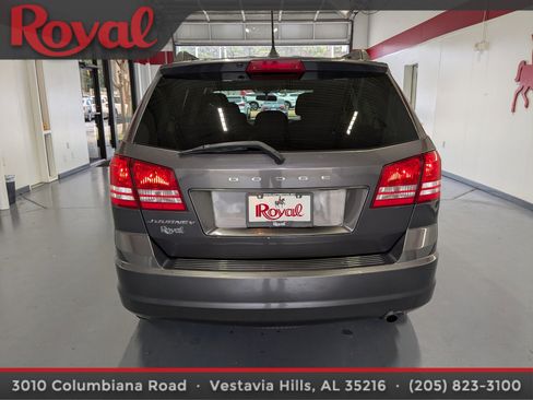 Used 2018 Dodge Journey SE w/ Popular Equipment Group image 3