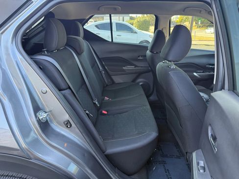Used 2022 Nissan Kicks SV w/ Interior Electronics Package image 13