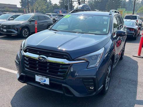Used 2023 Subaru Ascent Limited AWD/4WD image 4