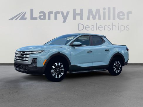 New 2026 Hyundai Santa Cruz SE FWD image 2