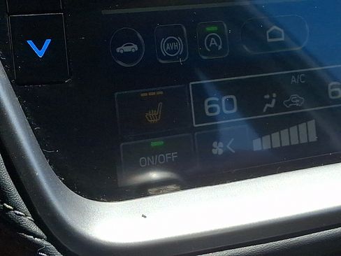 Certified 2024 Subaru Legacy Premium AWD/4WD image 24