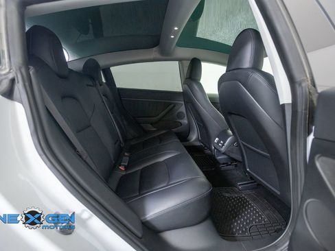 Used 2023 Tesla Model 3 Standard Range RWD image 34