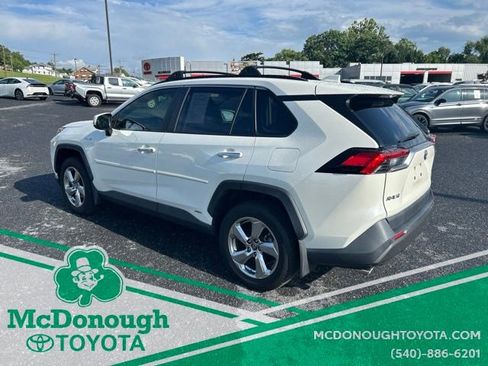 Used 2019 Toyota RAV4 Limited AWD/4WD image 3