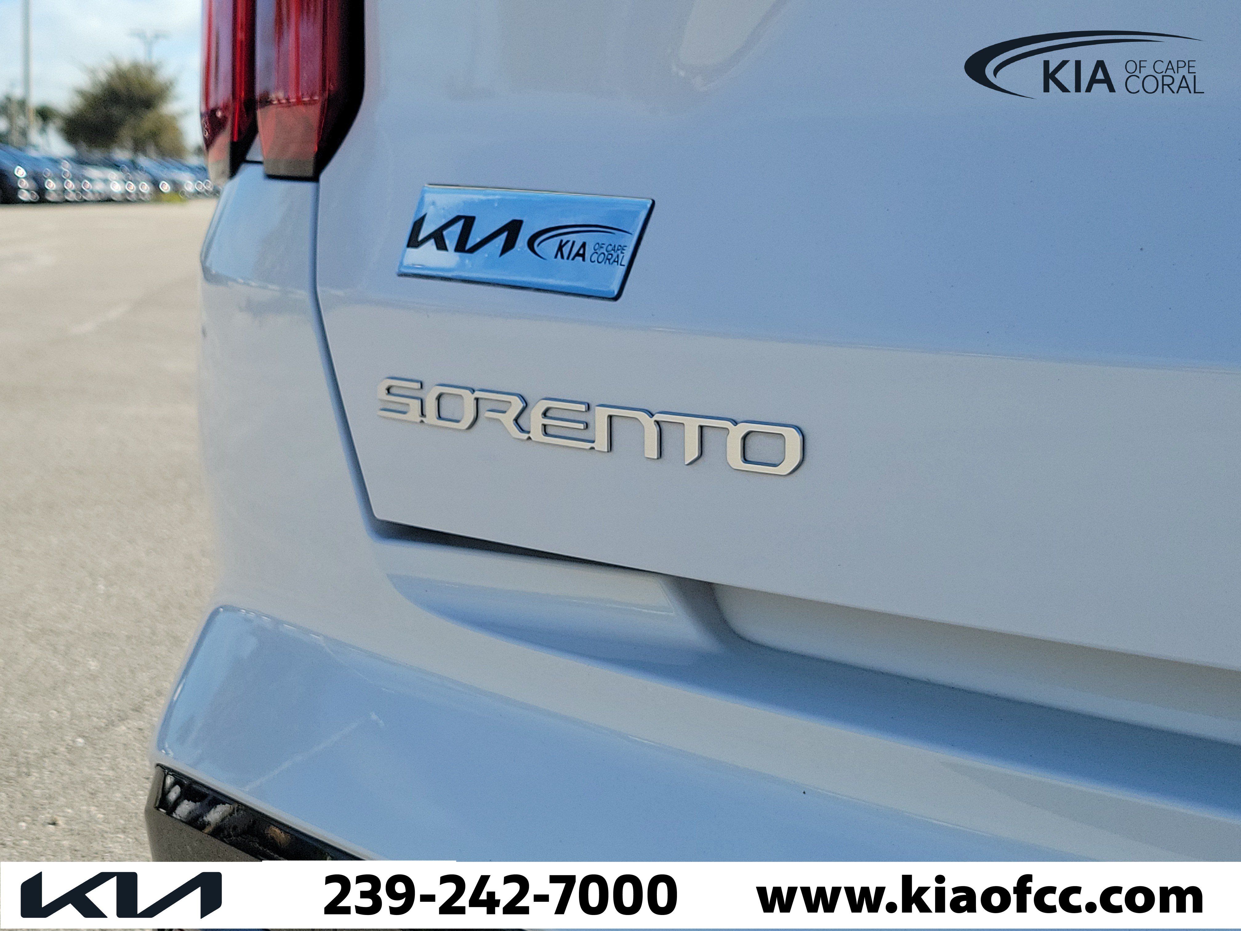 Certified 2023 Kia Sorento SX FWD image 10