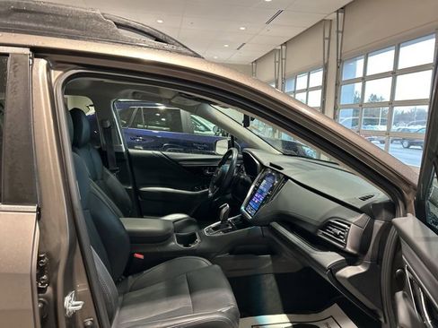 Used 2022 Subaru Outback Limited image 21