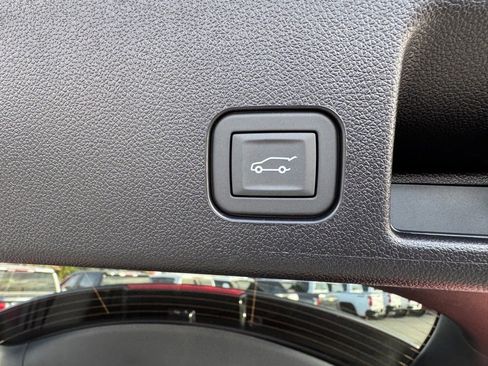 New 2026 Chevrolet Equinox EV LT image 8