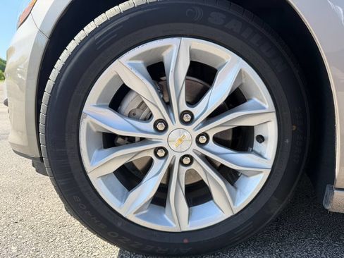Used 2025 Chevrolet Malibu LT FWD image 31