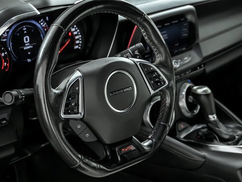 Used 2022 Chevrolet Camaro SS image 28