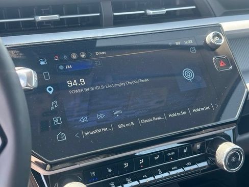 Certified 2027 Chevrolet Bolt RS w/ Technology Package FWD image 21