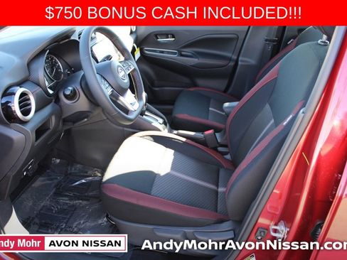 New 2025 Nissan Versa SR w/ Trunk Package image 8