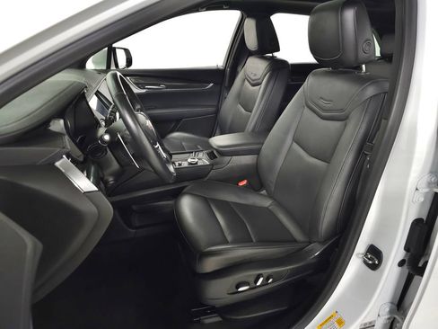 Certified 2024 Cadillac XT5 Sportv AWD/4WD image 17