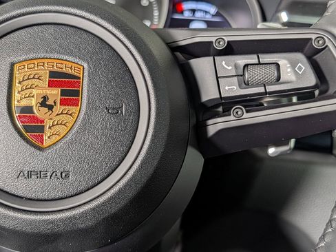 New 2026 Porsche Macan AWD/4WD image 37