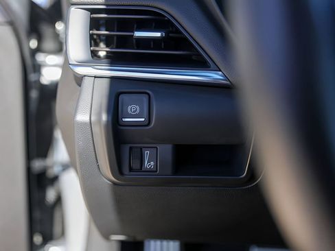 Certified 2025 Cadillac CT4 V image 15