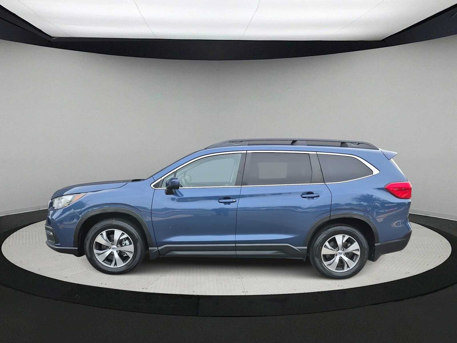 Used 2022 Subaru Ascent Premium w/ Convenience Package AWD/4WD image 5
